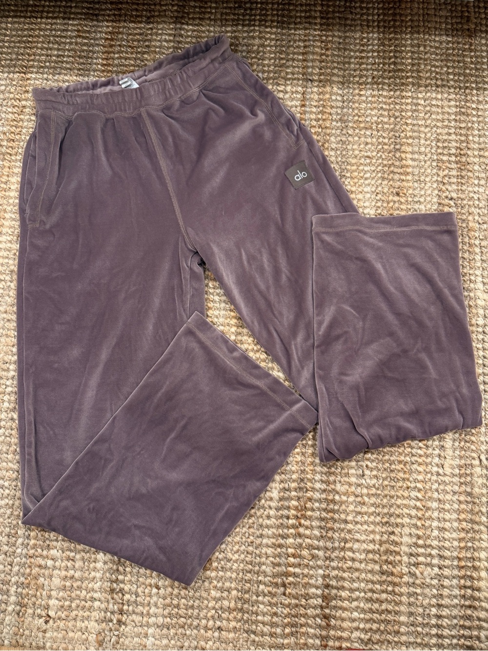 Alo Brown Velour Wide-Leg Women’s Lounge Pants - Relaxed Fit